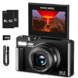 Câmera digital 4K para fotografia, câmera vlogging de 64 MP para YouTube com tela flip de 3 polegadas de 180°, câmera de ponto de zoom digital de 18 x com cartão micro SD de 32 GB para iniciantes